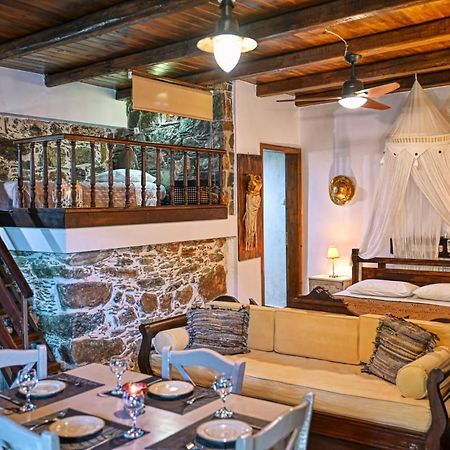 "Pefkopetro" Traditional House Keramotí Exterior foto